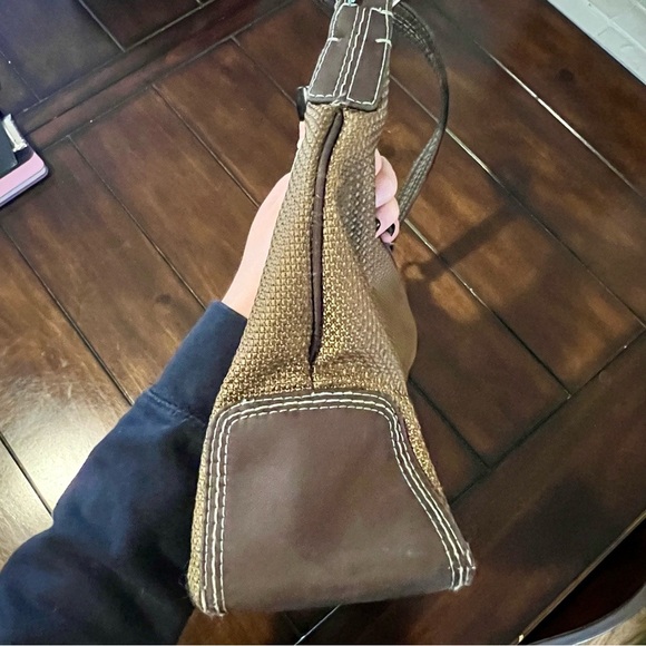 The Sak Brown Textured Shoulder Bag - Picture 7 of 9
